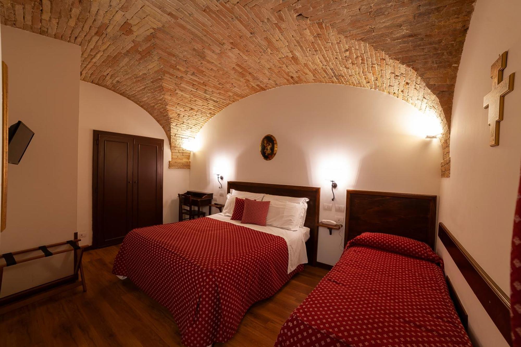 Hotel Pax Assisi Exterior foto